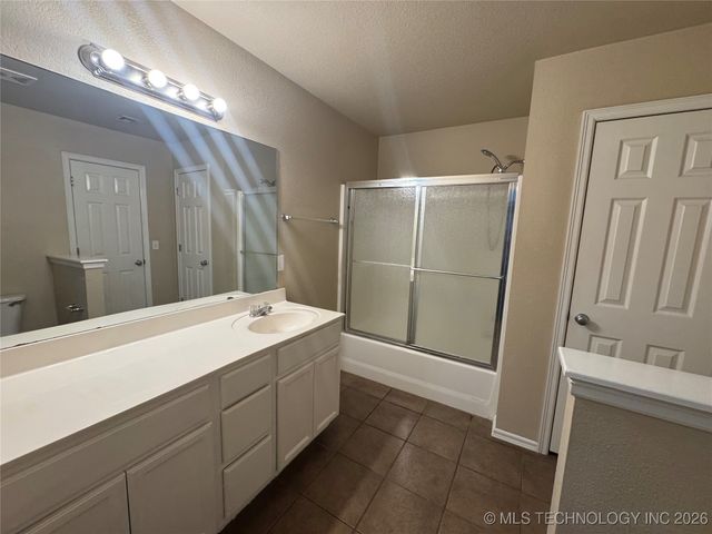 2125 E Concord Street North, Broken Arrow, OK 74012