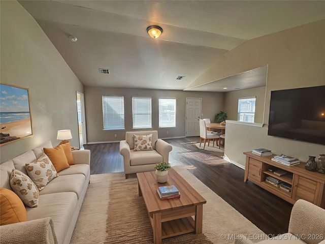 2125 E Concord Street North, Broken Arrow, OK 74012