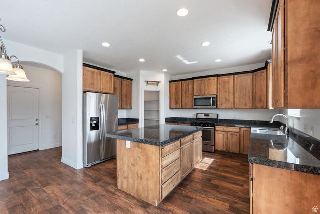 377 W 2030 N, Tooele, UT 84074