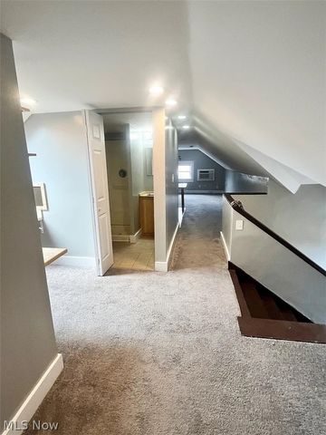 1304 W 64th 5, Cleveland, OH 44102