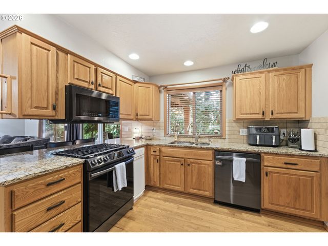 2675 Ne CLEVELAND Ave, Gresham, OR 97030