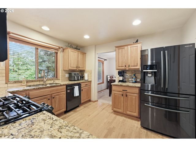 2675 Ne CLEVELAND Ave, Gresham, OR 97030