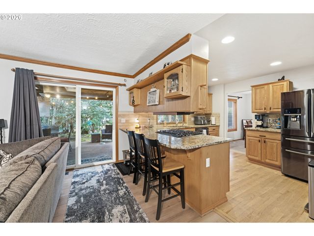 2675 Ne CLEVELAND Ave, Gresham, OR 97030