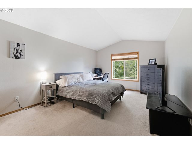 2675 Ne CLEVELAND Ave, Gresham, OR 97030