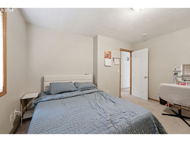 2675 Ne CLEVELAND Ave, Gresham, OR 97030