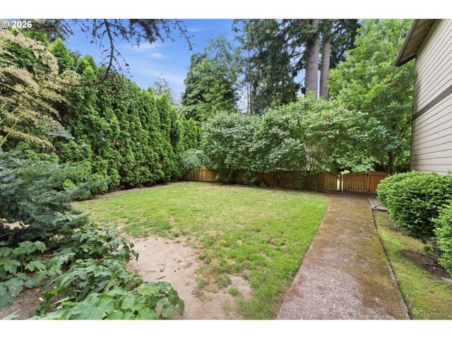 2675 Ne CLEVELAND Ave, Gresham, OR 97030