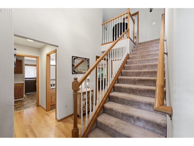 2675 Ne CLEVELAND Ave, Gresham, OR 97030