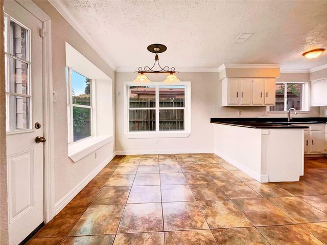 7422 Breccia Drive, Houston, TX 77041