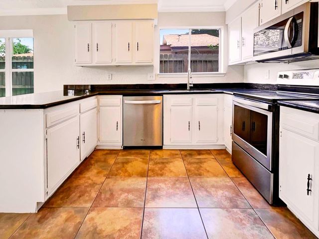 7422 Breccia Drive, Houston, TX 77041