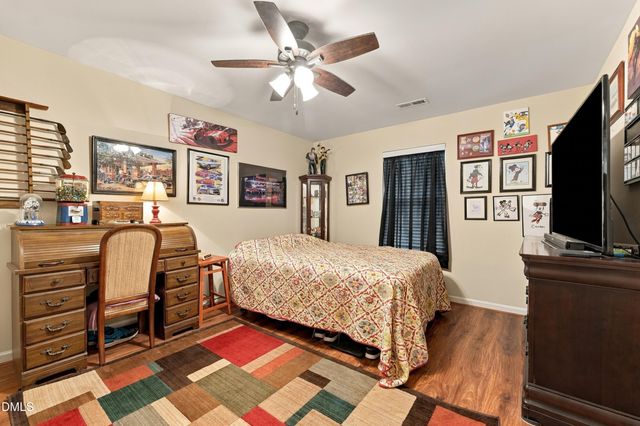 239 Thistle Downs Drive, Burlington, NC 27215