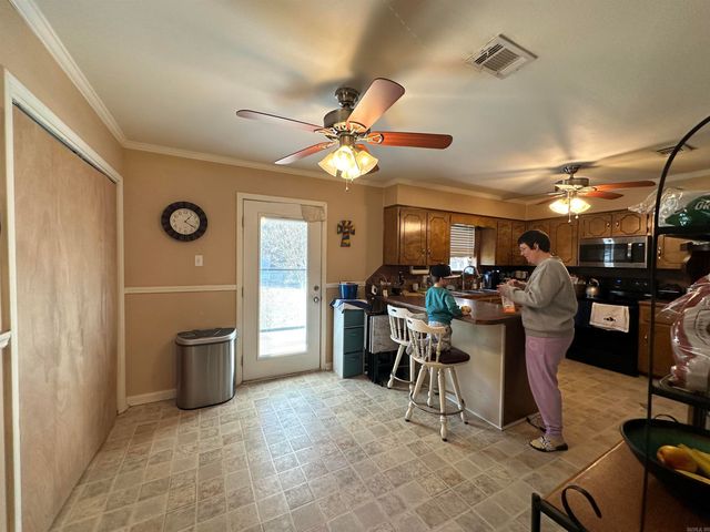 11 Meadowlark Drive, Cabot, AR 72023