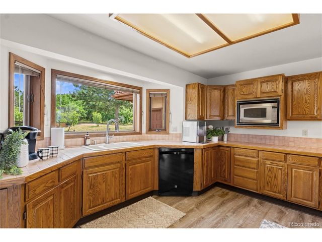 380 Scrub Oak Cir, Monument, CO 80132