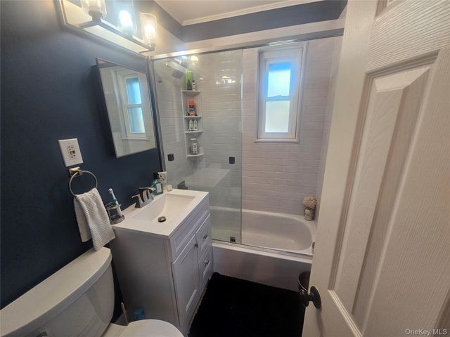 1325 Broadway S21, Hewlett, NY 11557