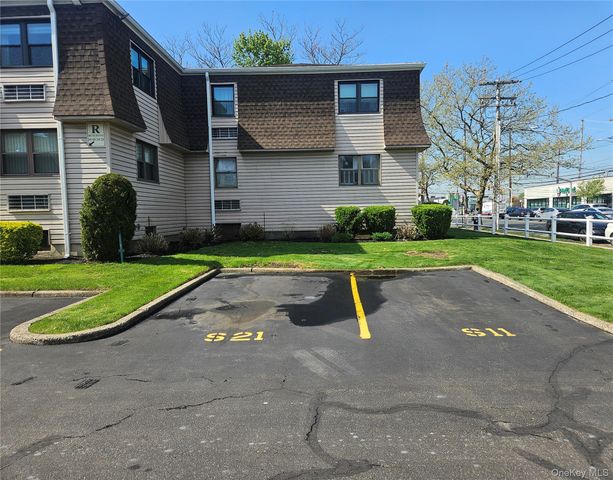 1325 Broadway S21, Hewlett, NY 11557