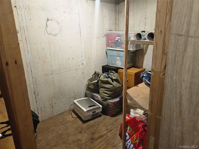 1325 Broadway S21, Hewlett, NY 11557