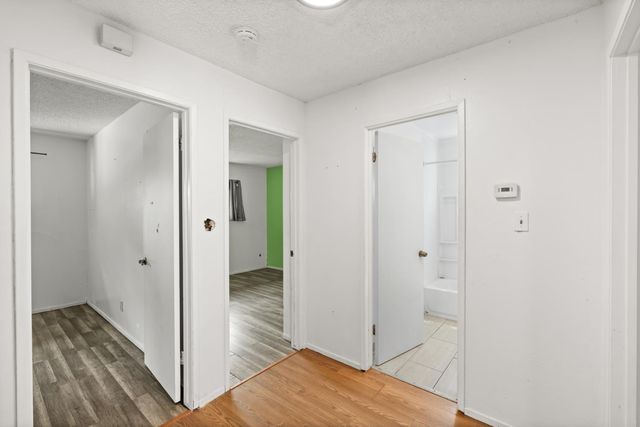 6329 Maywood Ln, Stockton, CA 95207