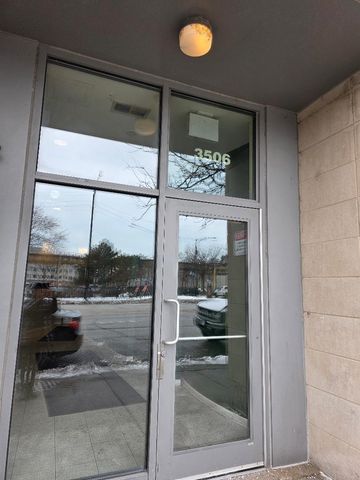 3506 S State Street 208, Chicago, IL 60609