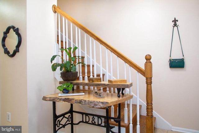 7812 LAKECREST DR, Greenbelt, MD 20770