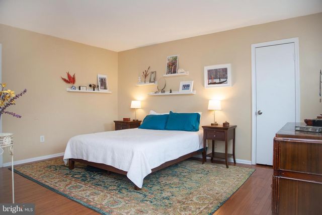 7812 LAKECREST DR, Greenbelt, MD 20770