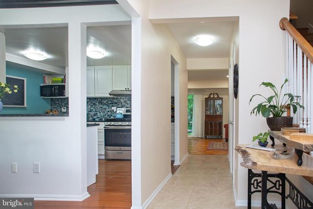 7812 LAKECREST DR, Greenbelt, MD 20770