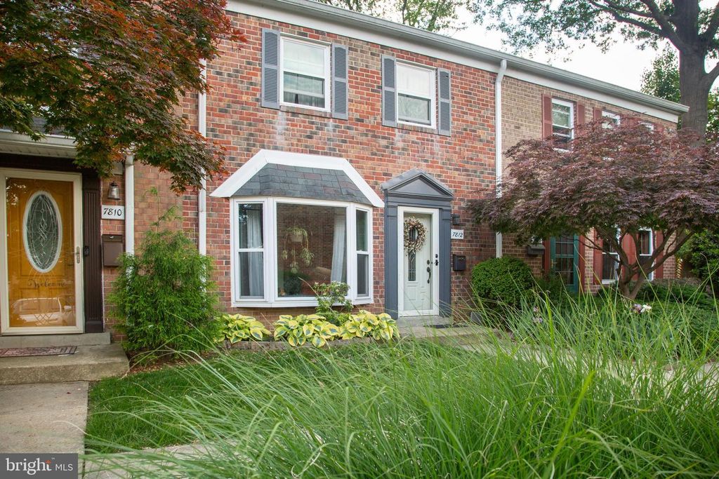 7812 LAKECREST DR, Greenbelt, MD 20770