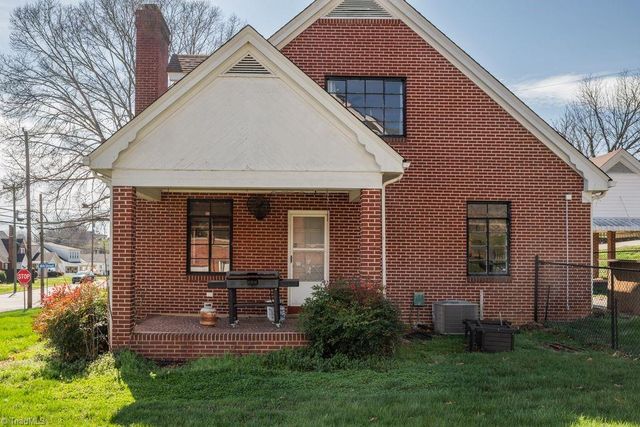 316 D Street, North Wilkesboro, NC 28659