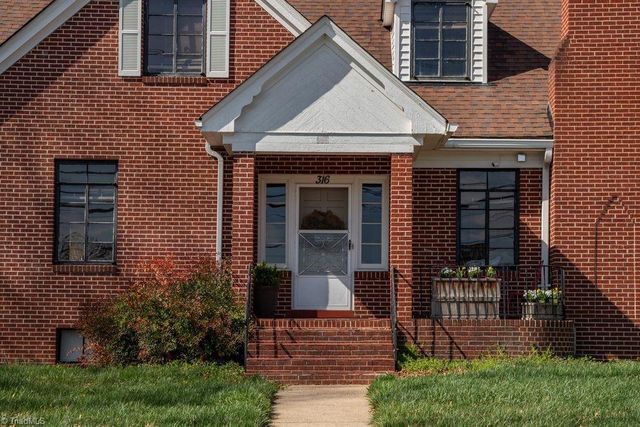 316 D Street, North Wilkesboro, NC 28659