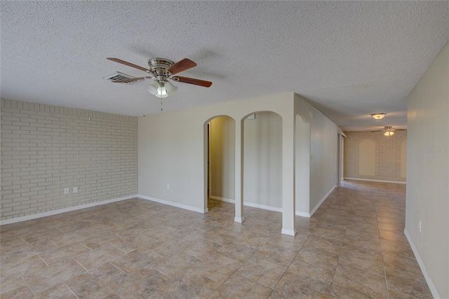 2105 SUGARBUSH DRIVE, Holiday, FL 34690