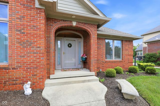 1636 Connemara Road, Indianapolis, IN 46217