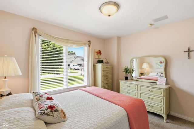 1636 Connemara Road, Indianapolis, IN 46217