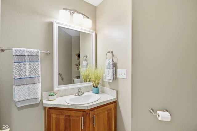 1636 Connemara Road, Indianapolis, IN 46217