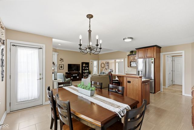 1636 Connemara Road, Indianapolis, IN 46217