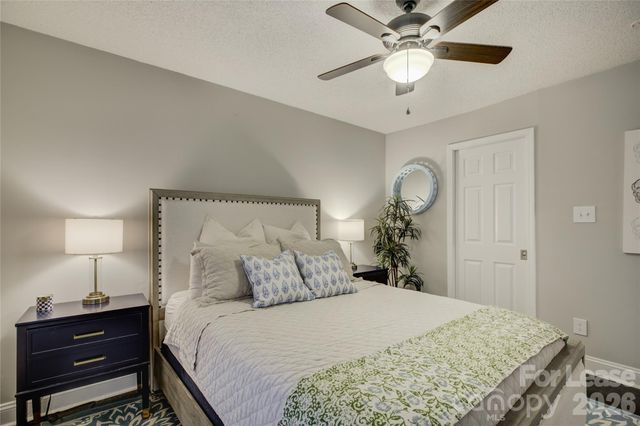 2506 Cranbrook Lane, Charlotte, NC 28207