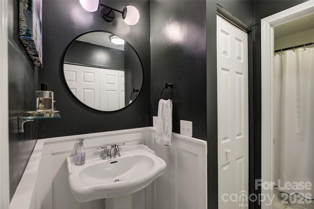 2506 Cranbrook Lane, Charlotte, NC 28207