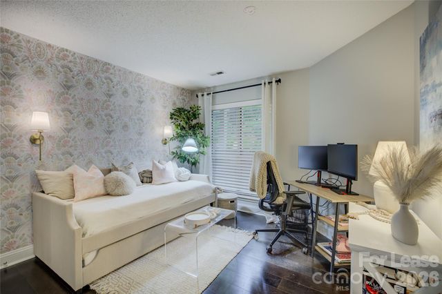 2506 Cranbrook Lane, Charlotte, NC 28207
