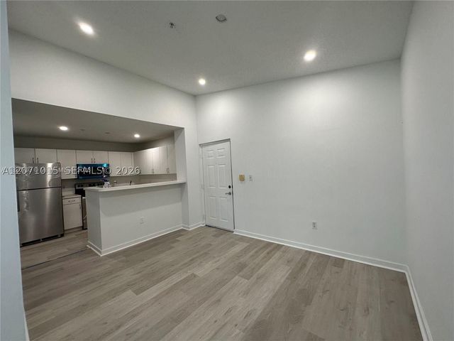 4560 NW 107th Ave 301-12, Doral, FL 33178