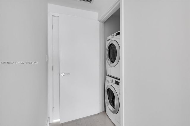 6799 Collins Ave 1602, Miami Beach, FL 33141