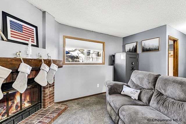 4700 SHELL BEACH AVE, Cheyenne, WY 82009