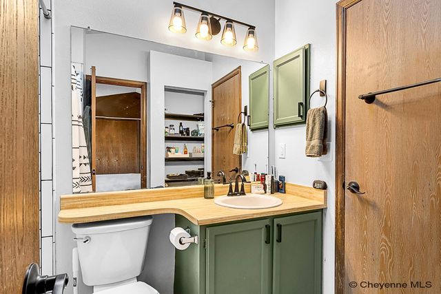 4700 SHELL BEACH AVE, Cheyenne, WY 82009