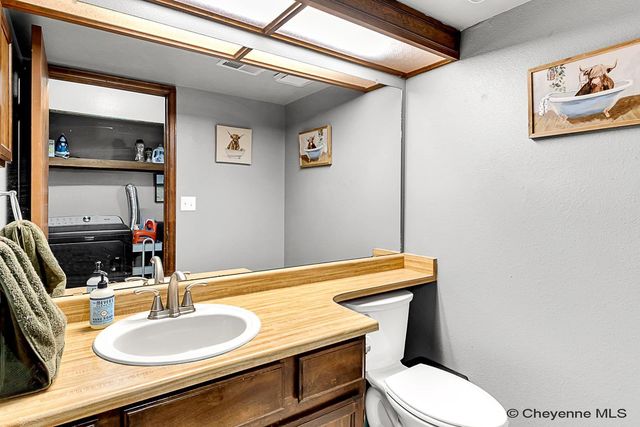 4700 SHELL BEACH AVE, Cheyenne, WY 82009