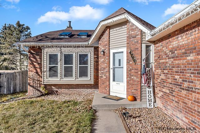 4700 SHELL BEACH AVE, Cheyenne, WY 82009