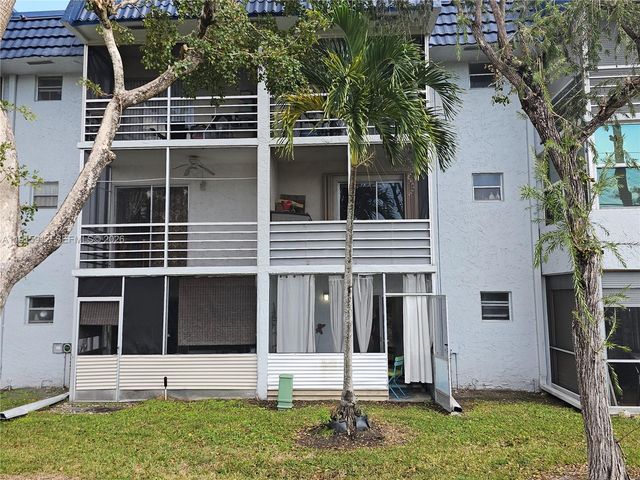 3190 Holiday Springs Blvd 4-111, Margate, FL 33063