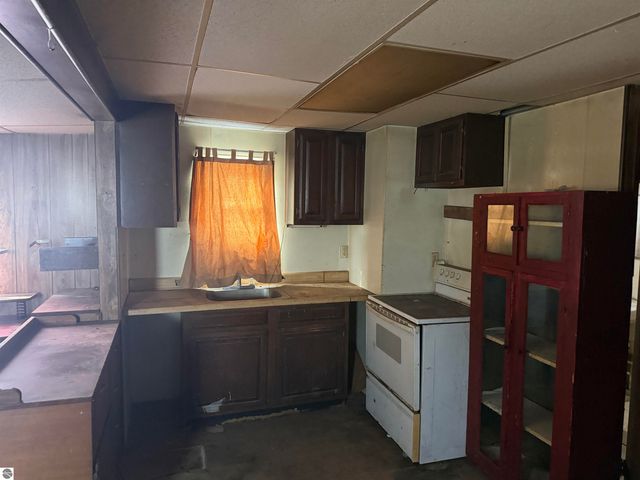 5644 Loranger Drive, Lake, MI 48632