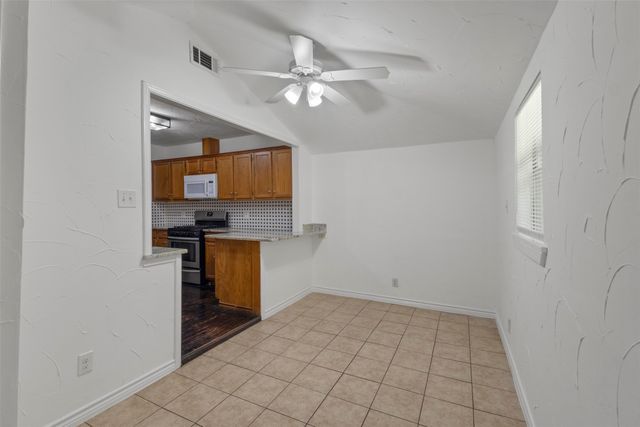 1310 Michigan Avenue, Dallas, TX 75216