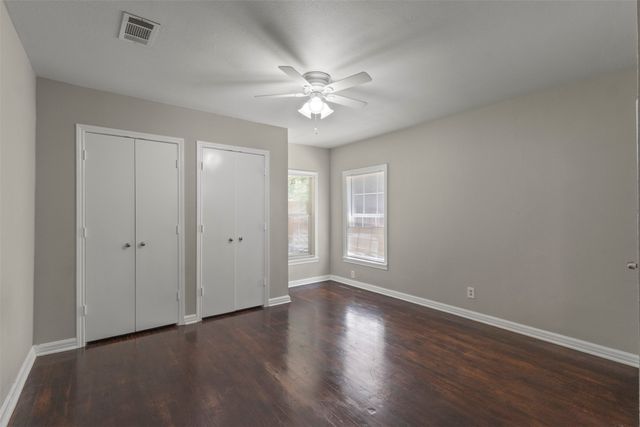 1310 Michigan Avenue, Dallas, TX 75216
