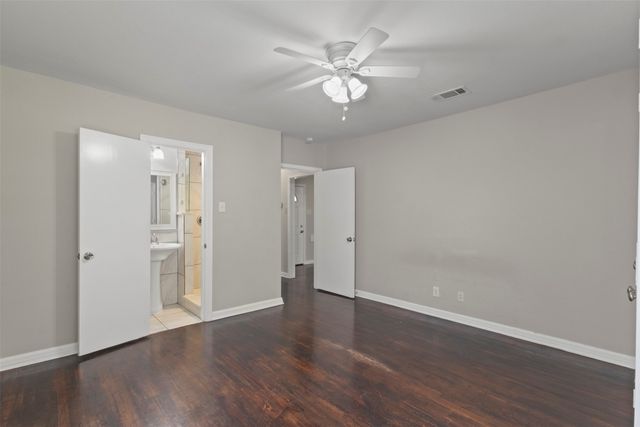 1310 Michigan Avenue, Dallas, TX 75216