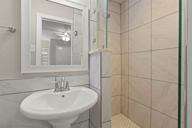 1310 Michigan Avenue, Dallas, TX 75216