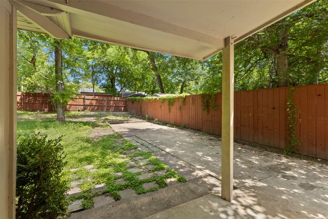 1310 Michigan Avenue, Dallas, TX 75216