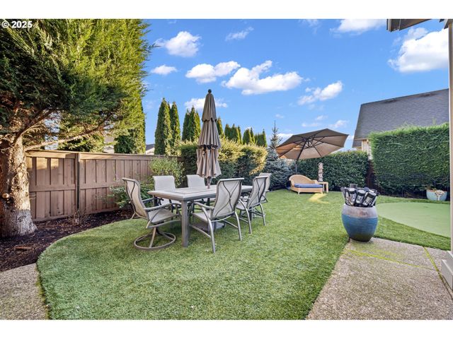 1765 TREVINO Rd, Creswell, OR 97426