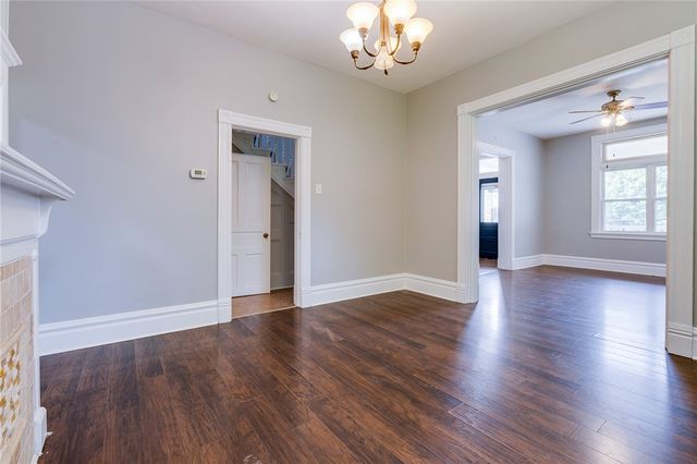 213 W Burgess St, Perry Hilltop, PA 15214